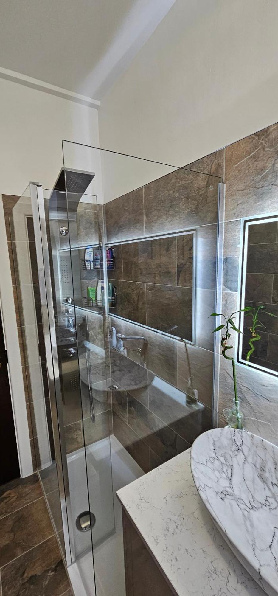 Tower Bridge Spacious King Bedroom With Extra Large Windows 런던 외부 사진